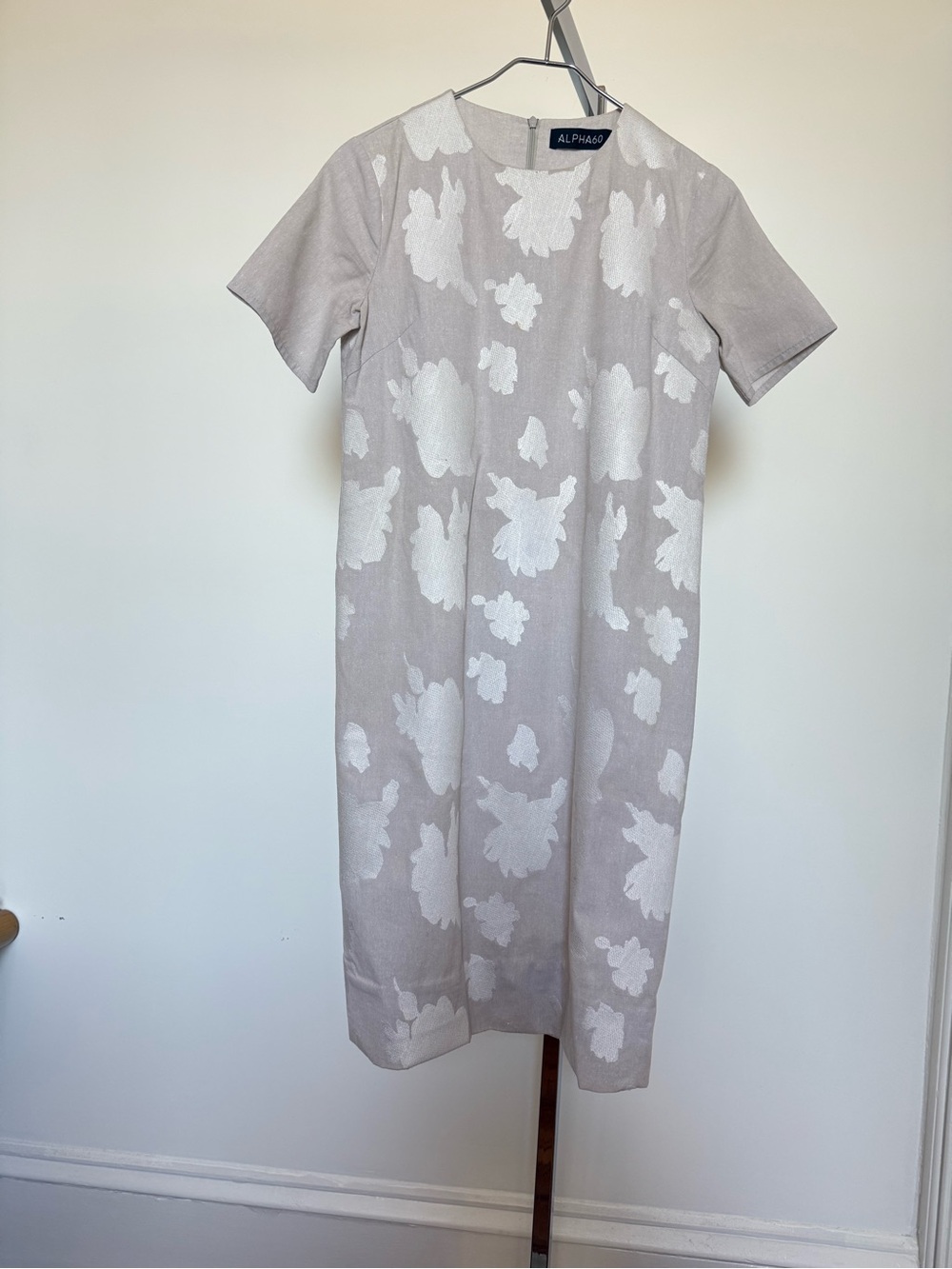 ALPHA60 Beige Dress with White Floral Jacquard